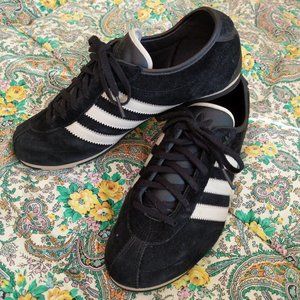 Adidas women's shoe size 8.5